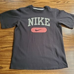 Nike Graphic T-Shirt Boys L 14-16